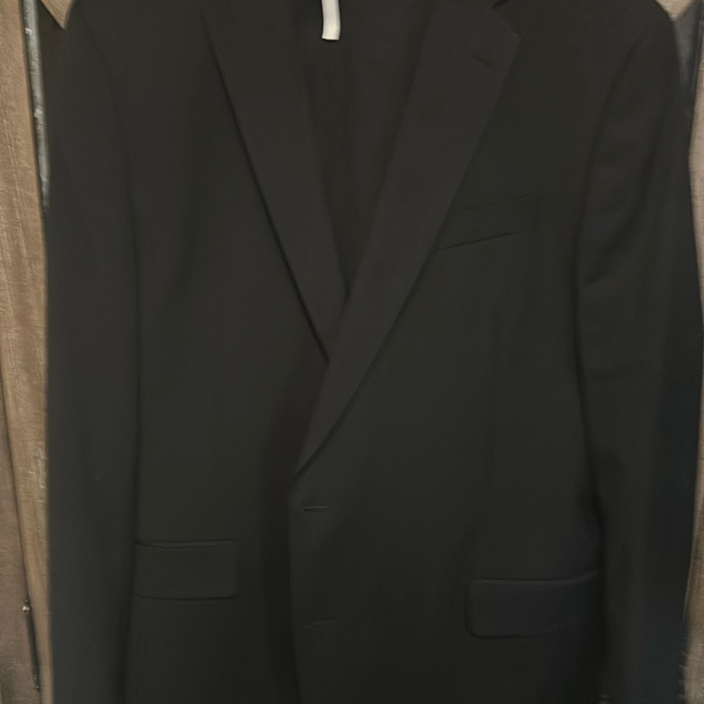 Men’s 48 L suit with 38x32 pants. Black. New, never worn